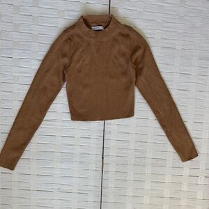 Tan Crop Top Long Sleeve